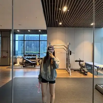 曹诗彤